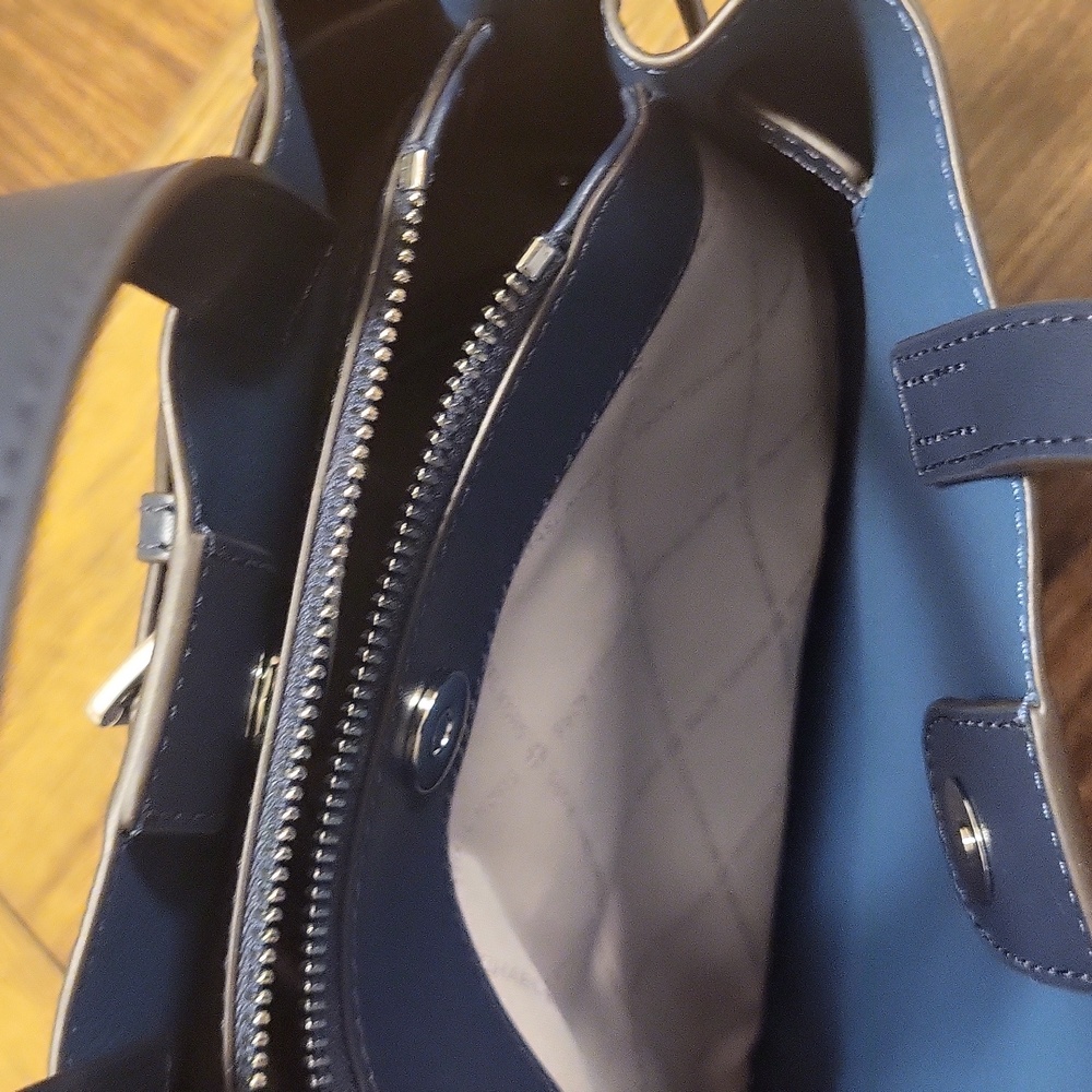 Michael Kors Emilia Small Pebbled Leather Navy Blue Satchel - Picture 5 of 8